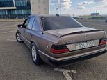 Mercedes 200 E-2