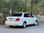 Nissan Sunny-11