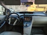 Toyota Prius-10