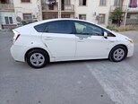 Toyota Prius-4