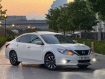 Nissan Altima-1