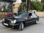 Mercedes E 240-3