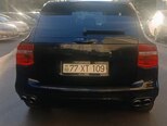 Porsche Cayenne-2