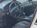 Mercedes E 220-10