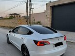 Tesla Model 3-3
