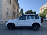 Chevrolet Niva-8