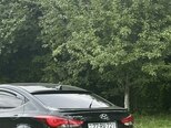 Hyundai Elantra-6