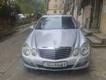 Mercedes E 220-1