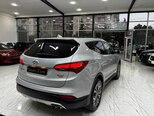 Hyundai Santa Fe-8