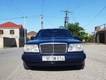 Mercedes E 200-1