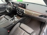 BMW 530e-11