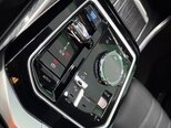 BMW i7-17