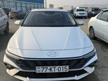 Hyundai Elantra-1