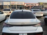 Hyundai Elantra-2