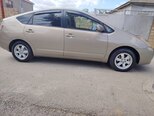 Toyota Prius-4