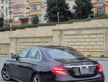Mercedes E 300-13