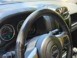 Jeep Compass-12