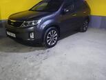 Kia Sorento-9