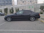 BMW 523-5
