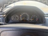 Mercedes E 240-6