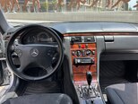 Mercedes E 220-13