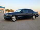 Mercedes E 230-8