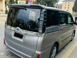 Toyota Voxy-8