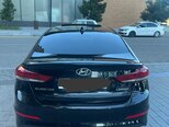 Hyundai Elantra-10