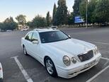 Mercedes E 200-2