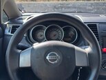 Nissan Tiida-8