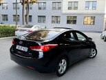 Hyundai Elantra-7