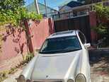 Mercedes E 220-10