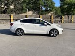 Kia Rio-5