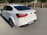 Kia Rio-11