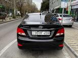 Hyundai Accent-2