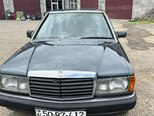 Mercedes 190-1