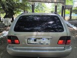 Mercedes E 220-8