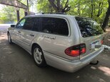 Mercedes E 220-7