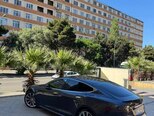 Tesla Model S-2