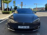Tesla Model S-1