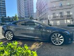 Tesla Model S-12