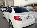 Kia Rio-3