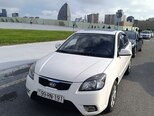 Kia Rio-1