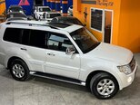 Mitsubishi Pajero-5