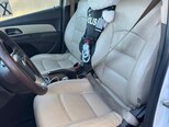 Chevrolet Cruze-11