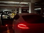 Porsche Panamera-4
