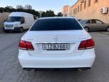 Mercedes E 220-5