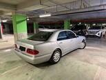 Mercedes E 240-7