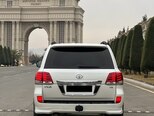 Toyota Land Cruiser-2