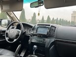 Toyota Land Cruiser-12